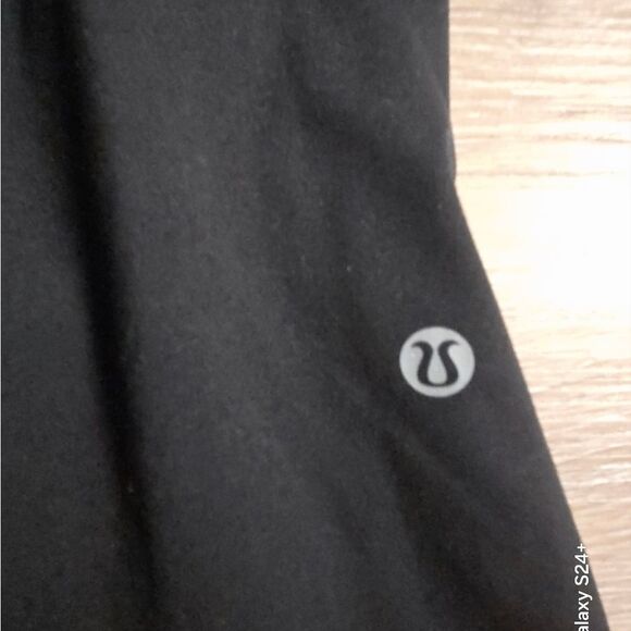 Lululemons Women's Black Jogger Pants - Picture 8 of 11